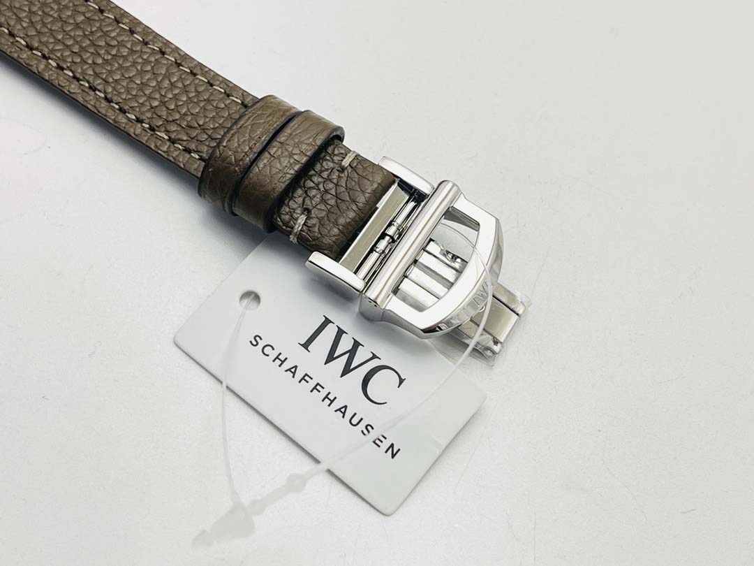 高仿一比一市場最高版本 IWC 萬國 Portofino 柏濤菲諾晝夜顯示自動手錶￥3580-復刻萬國